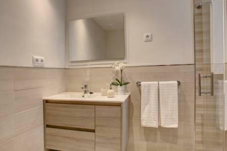Apartamento Vista Al Faro Estepona Exterior foto