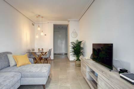 Apartamento Vista Al Faro Estepona Exterior foto